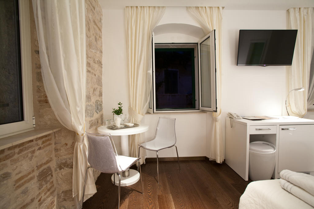 Speruna Luxury Inn Split Kamer foto